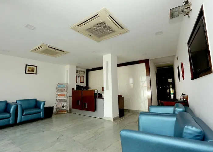 Hotel The R Blues - Near Igi Airport New Delhi